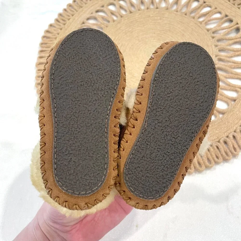 L.L. Bean Toddlers' Wicked Good Slippers Brown Suede Size 3-4